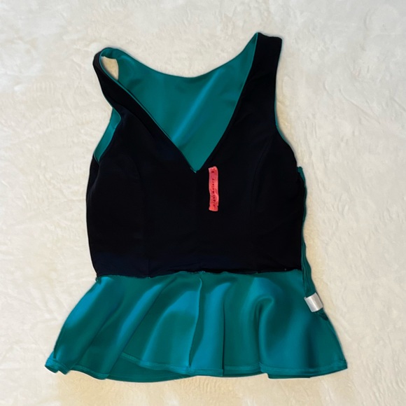Green peplum top - Picture 13 of 13